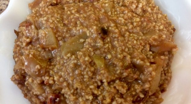 Reviewed Recipe: Instant Pot Apple Spice Steel Cut Oats for 2